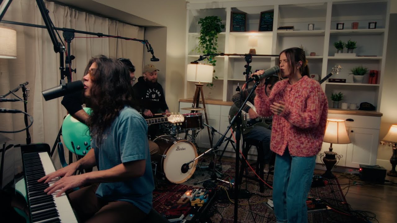 Jon Wiilde & Rosie Darling - Home Is You (Live πΆ)