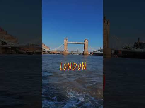 Just a quiet moment on London Bridge 🌫️✨#London #TravelReel #CinematicVibes #LondonBridge #asmr