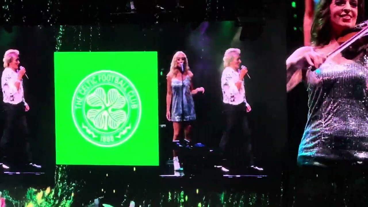 Rod Stewart Live: You're in My Heart in Seattle ❤️