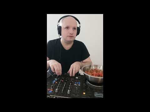 František Ředitel - VŠECHNO MÁME (DnB)