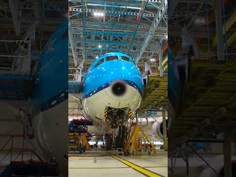 Ready for 2025? 🛫 Here’s to a year full of adventure! 💙 #KLM