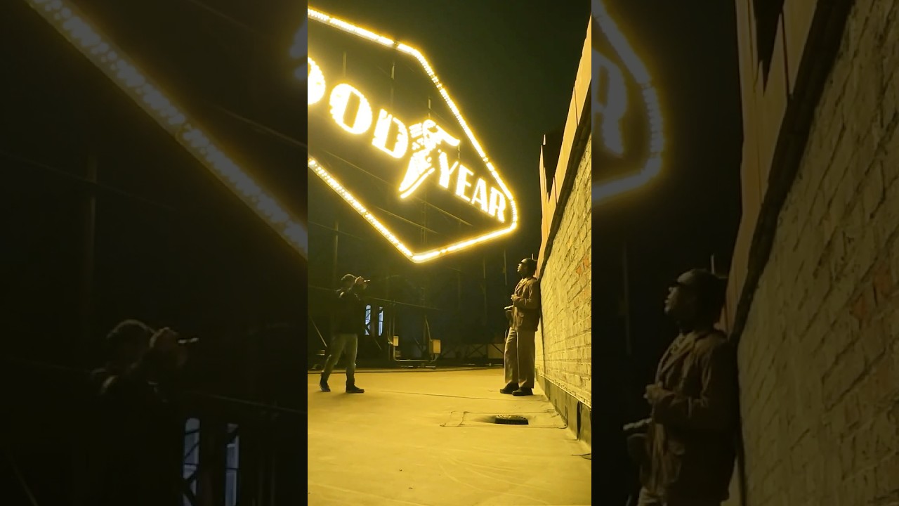 World's Best Neon Sign β¨ #bts #photography