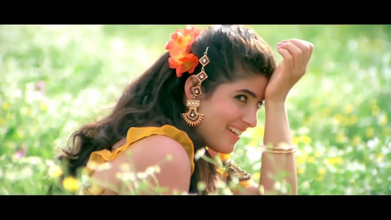 Kunwara Nahin Marna | Jaan (1996) Song with English Subtitles 🎶