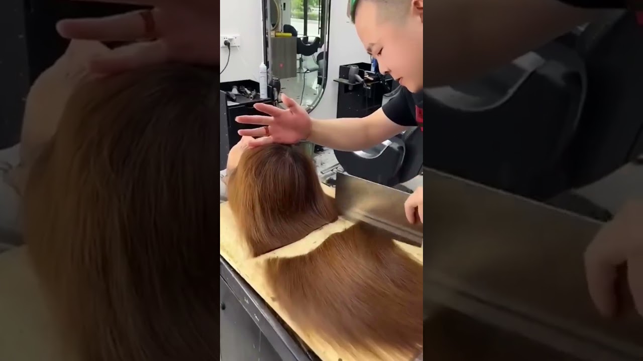 Coiffeur Coupe Cheveux à la Hache ✂️