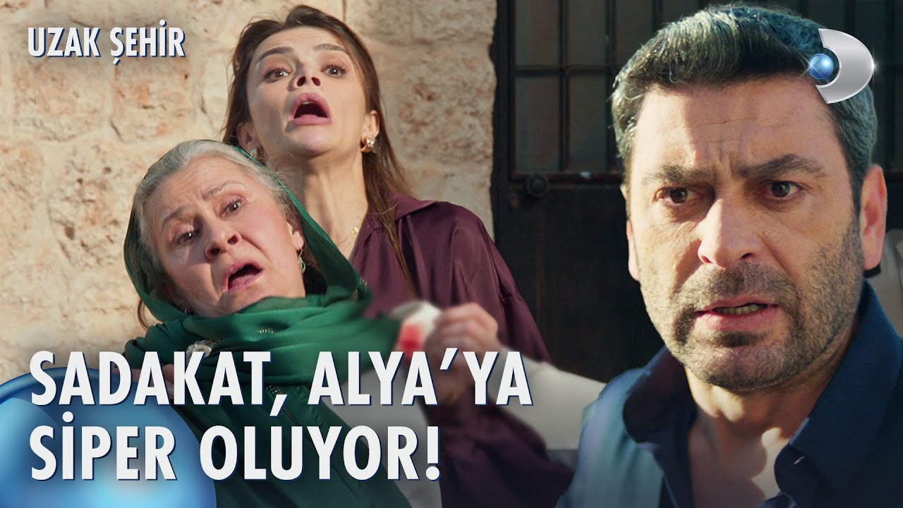 Sadakat Albora, Alya'yı Korudu! | Uzak Şehir 36. Bölüm