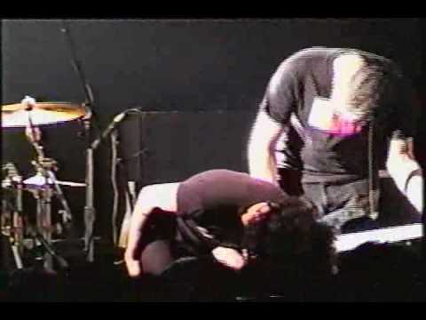 At The Drive-In Performs 'Pattern Against User' in Detroit