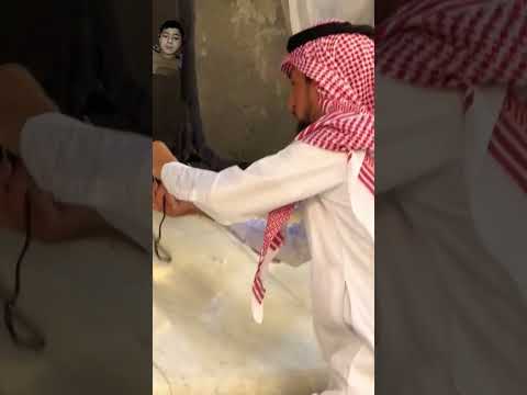 what's kismet of this man 👨 🤔 labaik alah ho labaik #explore #madinahlive #love #mecca #hajj