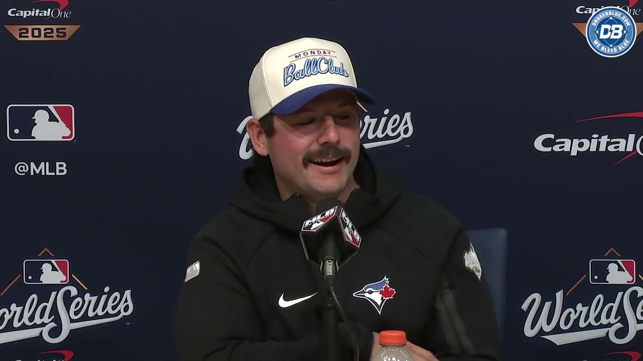 2025 Blue Jays Near World Series Victory: Davis Schneider’s Leadoff Home Run & Strategy Against Blake Snell ⚾