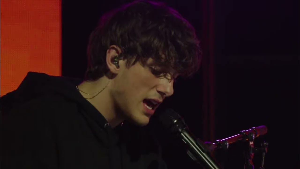 JVKE - Golden Hour (Live Performance 🎶) | Amazing Cover on VEEPS