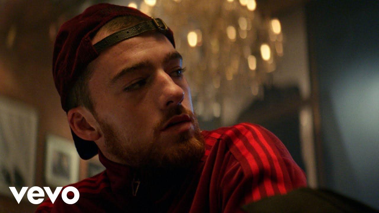 Becky G & KAROL G - MAMIII Official Video 🎶