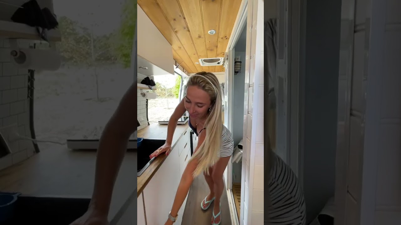 Mercedes Sprinter - Kitchen VAN TOUR