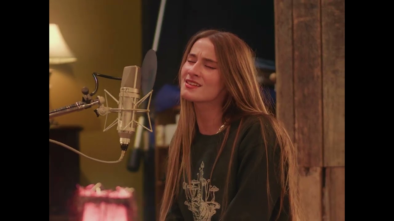 NEONI - Darkside (Official Acoustic Video) 🎶