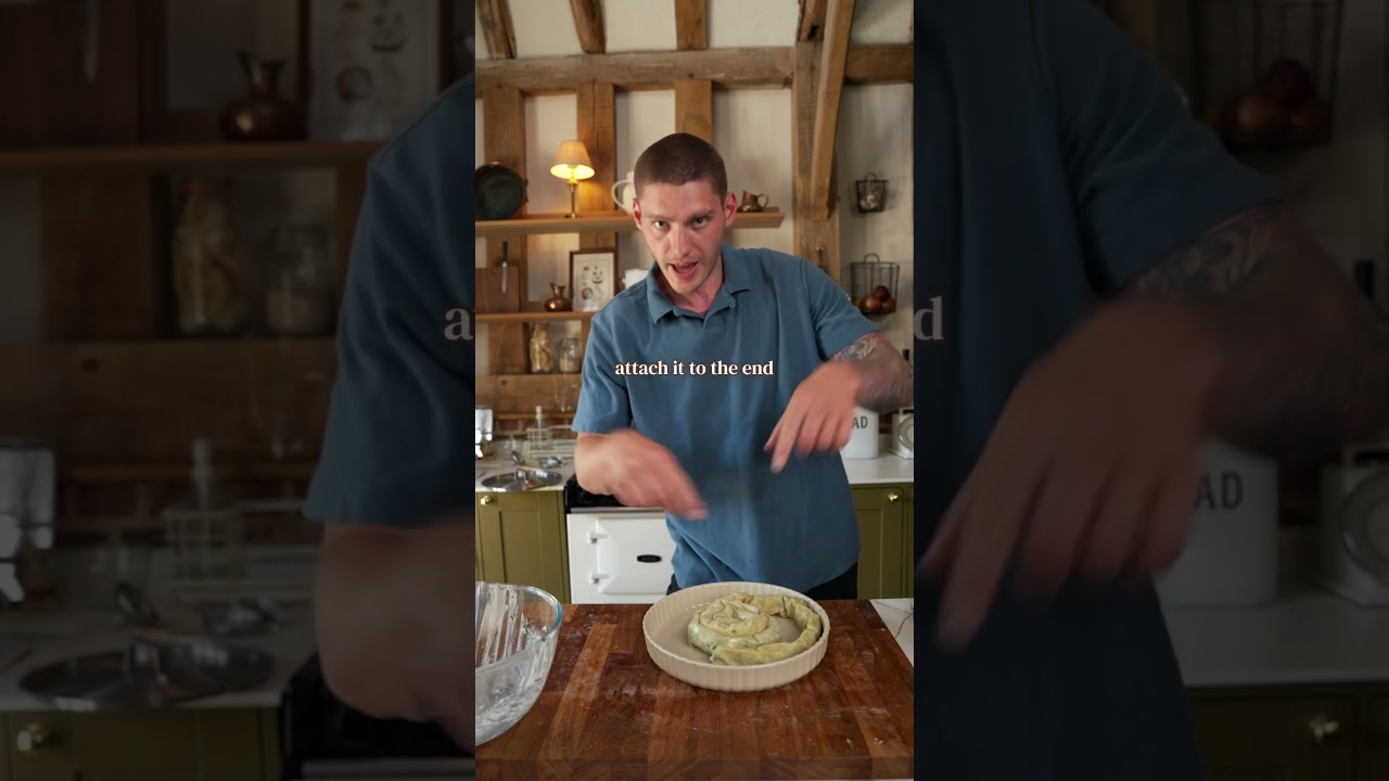 Delicious Feta & Spinach Filo Swirl Recipe 🥐