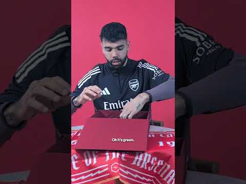 THIRD GOALKEEPER KIT UNBOXING WITH DAVID RAYA 🎁 #arsenal #afc