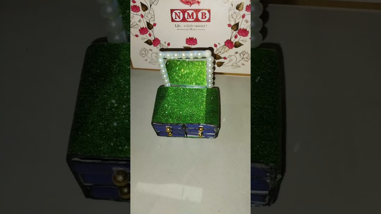 Create a Stunning Mini Table Mirror Wall Decor 🎨✨