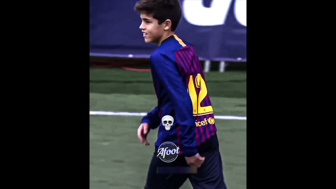 11 Incredible Skills of 11-Year-Old Pau Cubarsí! 🤯