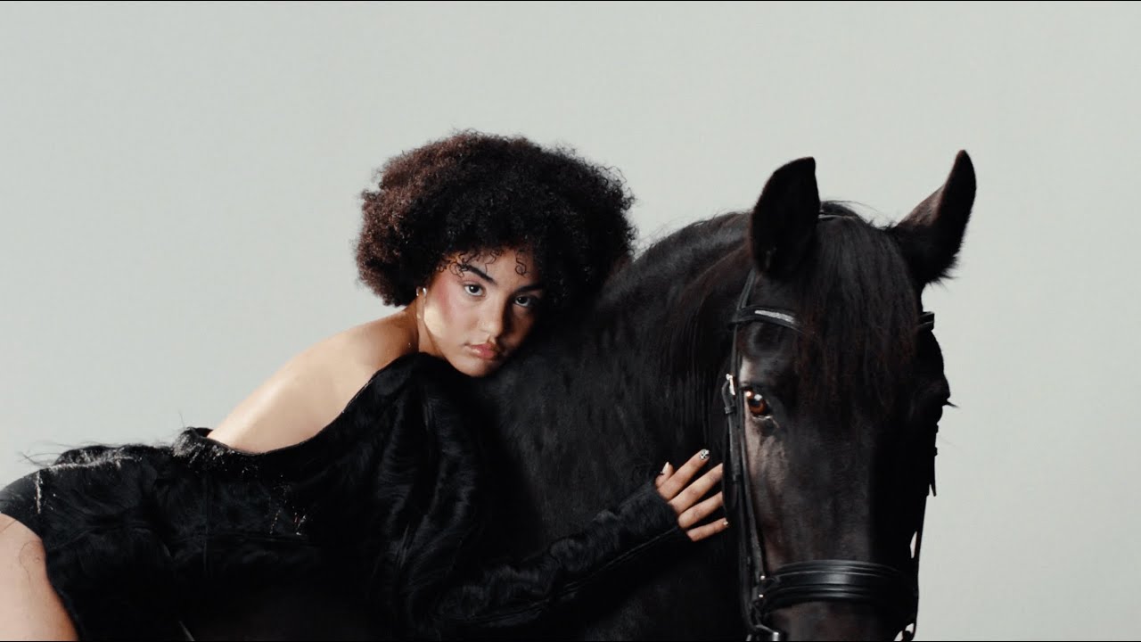 Candice - Jeu (Clip Officiel) đ¶