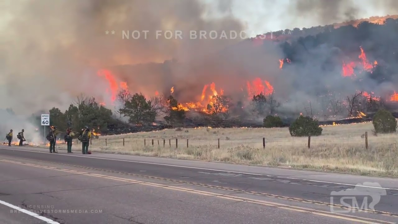 Wildfire Near Colorado Springs Expands Rapidly 🌲