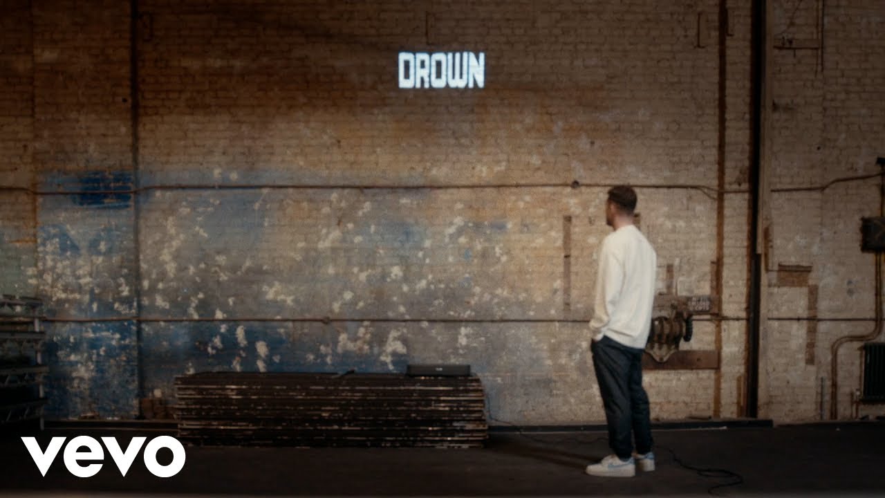 Justin Timberlake Releases New Single 'Drown' 🎶 | Watch the Lyric Video Now