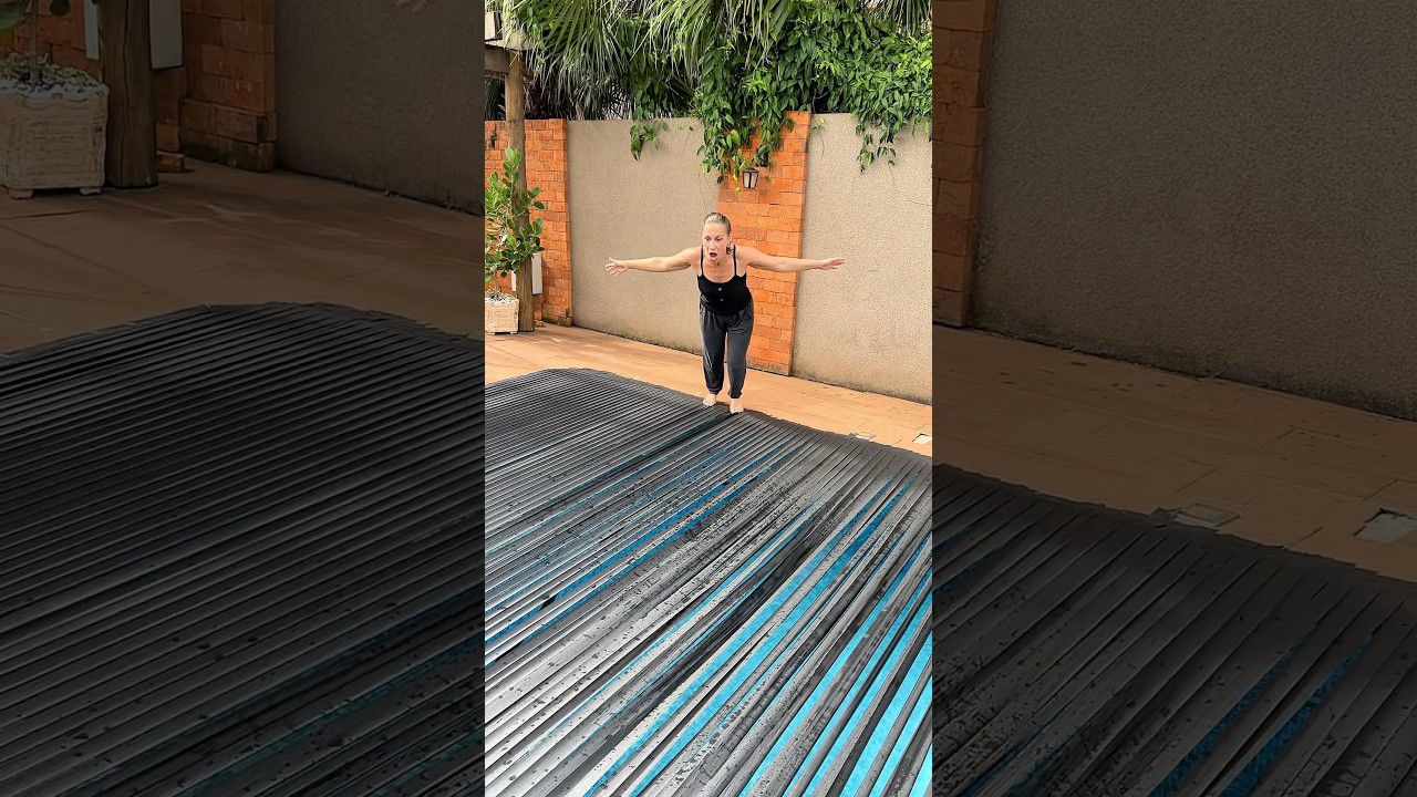 Can Black Tape Save You from Water? π±