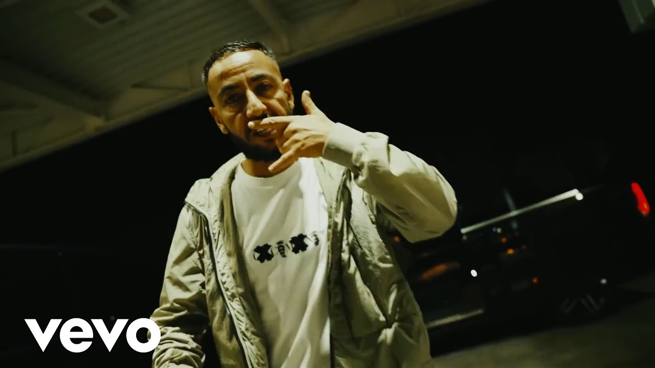 Lacrim ft. Mister You & Heuss L'Enfoiré - Chef 🎶 | Official Lyrics & Video