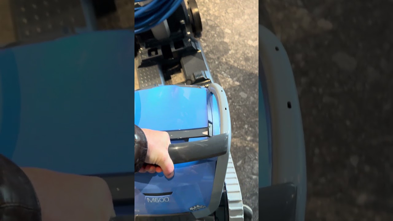 Maytronics Dolphin M600 Pool Cleaner 🤖