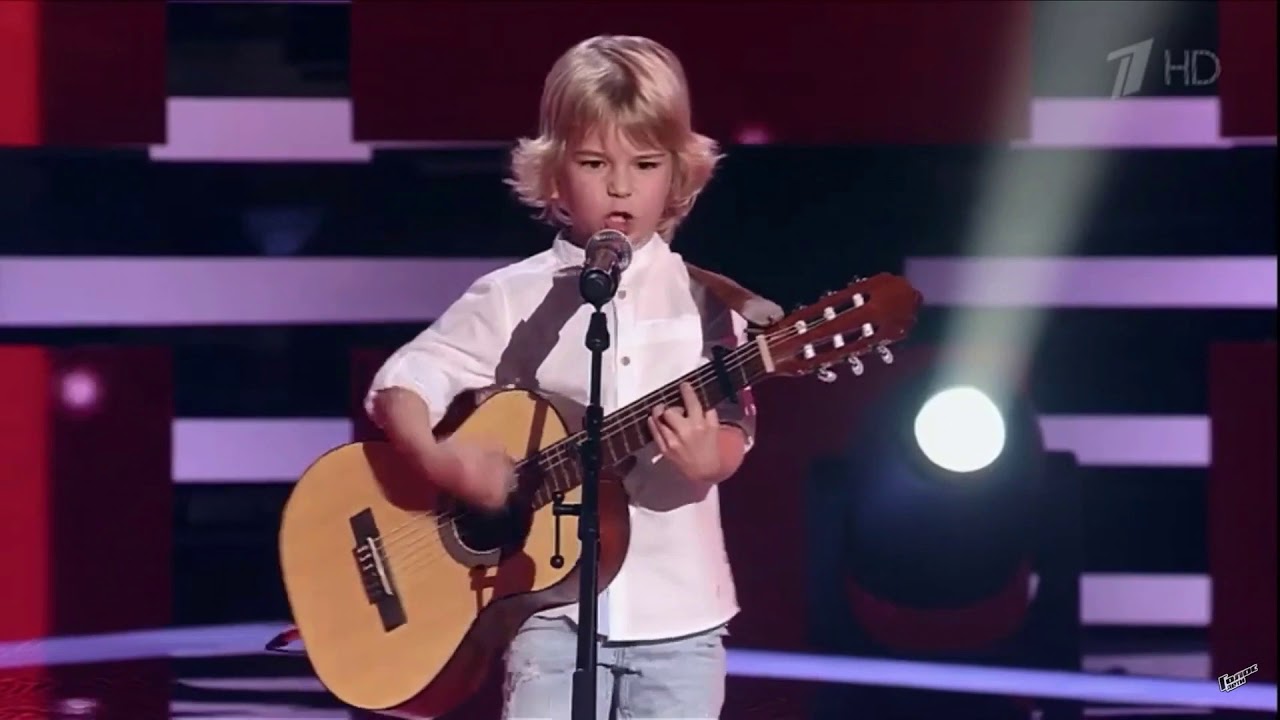 Мирон Проворов исполняет 'Группа крови' Виктора Цоя 🎤