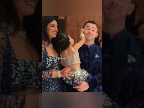 Priyanka Chopra ENJOYS As Malti Marie Plays With Nick Jonas While Posing 🥹 | #shorts #bollywood