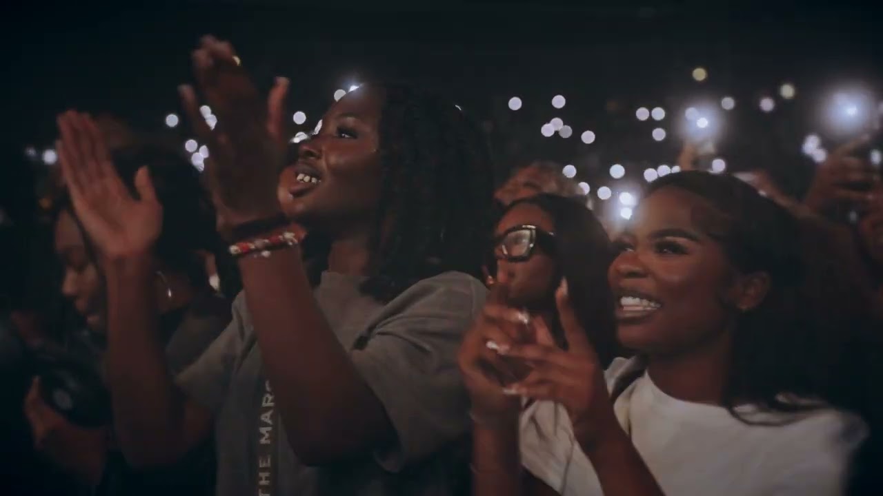 NK Divine Live in Concert at Accor Arena – Experience the Ultimate Rumba Medley! 🎶