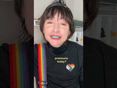 🏳️🌈when mom tries to understand you being genderfluid #lgbtq #shorts Follow me! @barrierose