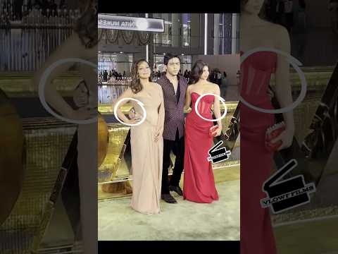 Aryan khan and Suhana khan with Gauri Khan srk........#shahrukhkhan #shahrukh_khan #srk #gaurikhan