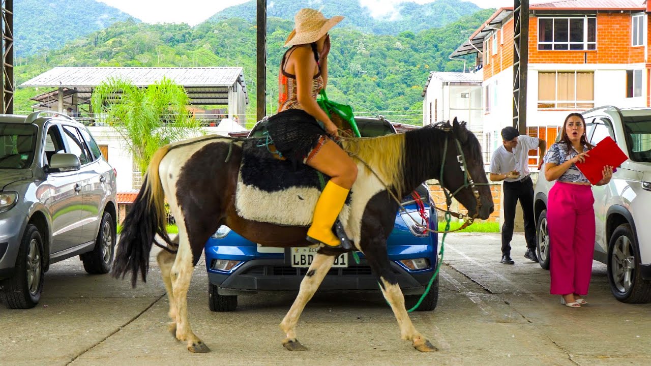 De caballo a lujo: La historia de Alejandra, la campesina millonaria que enfrentó la humillación 🚗