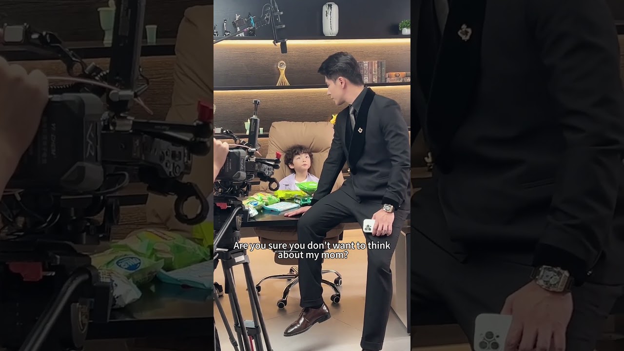 Behind the Scenes of 'Mommy, Run, Daddy is Coming' with Young Star Zeng Ziyi 🎬