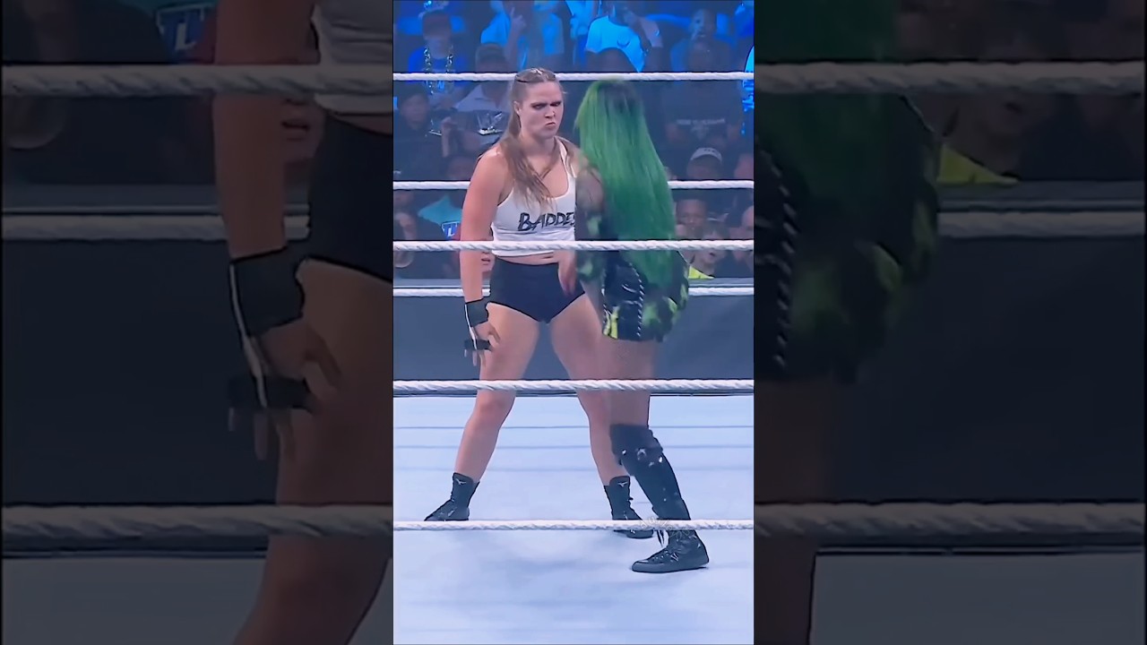 Romantic Moment! Roman Reigns & Ronda Rousey Share Love ❤️ in WWE