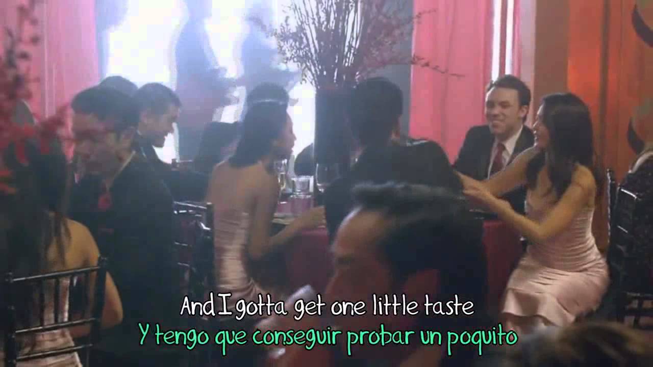 Maroon 5 - Sugar 🎶 Letra en Español | Video Oficial