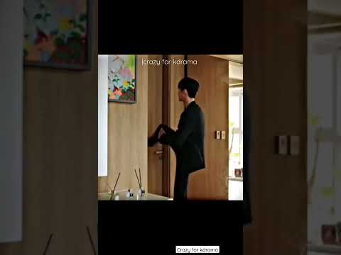 This scene was so intense🤯 |W: two worlds| #leejongsuk#hanhyojoo#kdrama#wtwoworlds#kdramaedit#shorts