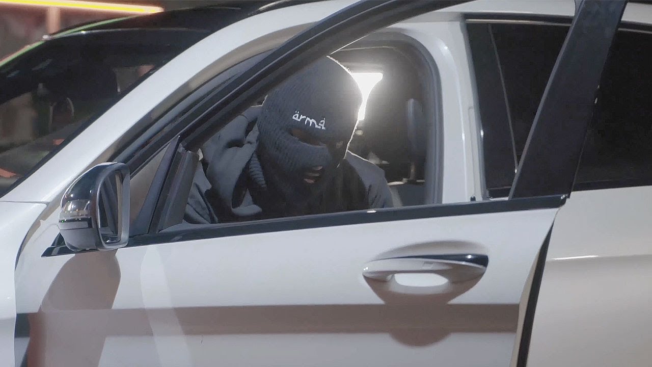 Arma's Debut Single 'Tujh Mein' Official Music Video 🎶