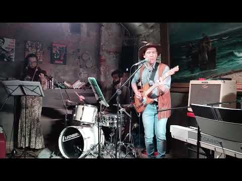 WayFree Band - Wayfairing Stranger Live | Country Cover