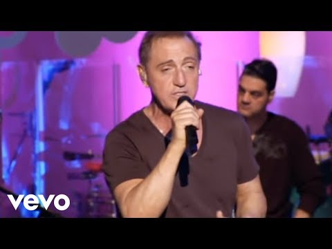 Franco de Vita - Si Tú no Estás (Live Performance)