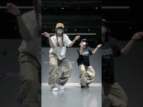 Shake It To The Max | Dance Trend Viral Tiktok Dance