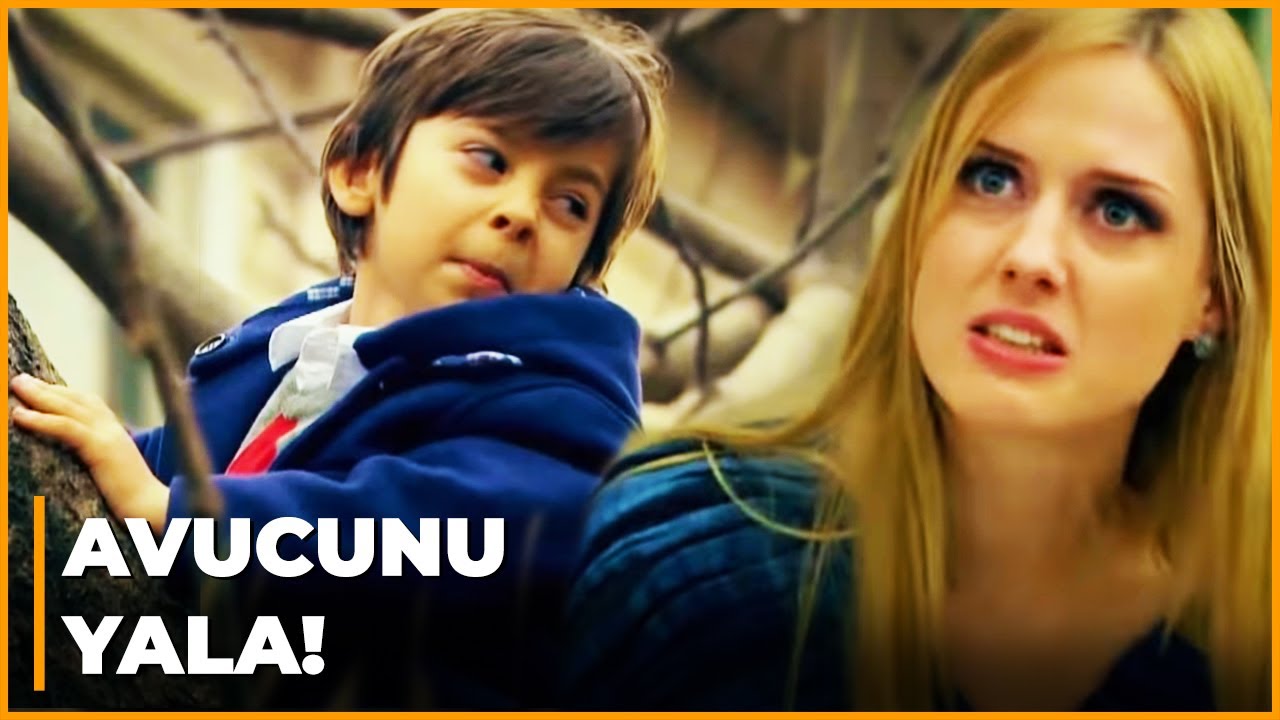 Öyle Bir Geçer Zaman Ki 16. Bölüm: Caroline, Ali ve Cemile'nin Fotoğrafını Çekmeye Çalışıyor 📸