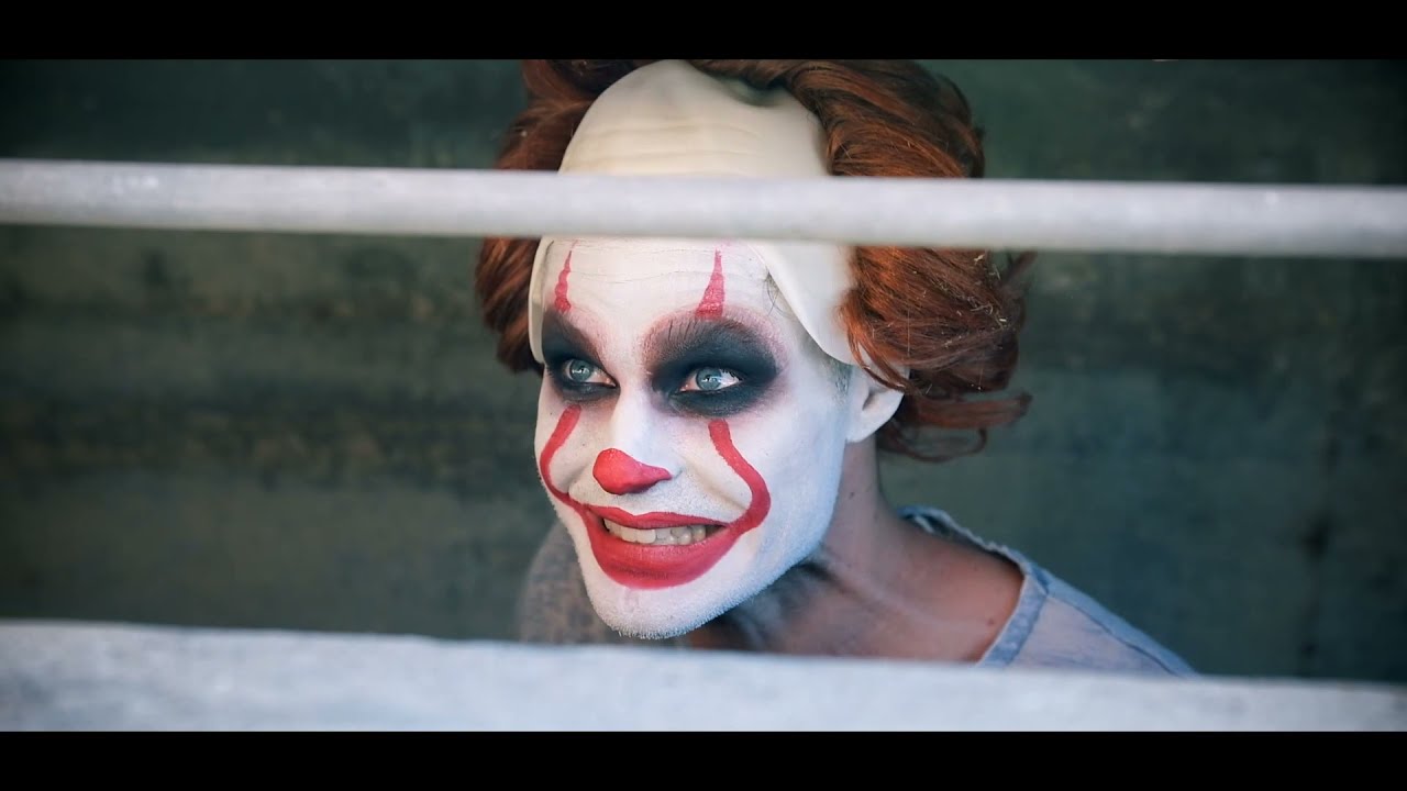 What If Pennywise the Clown Used a JUUL? 🤡😂