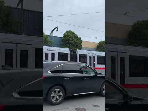 SF MUNI LRV4 #2092 #2094 New Train Testing at 3rd St and Cesar Chavez