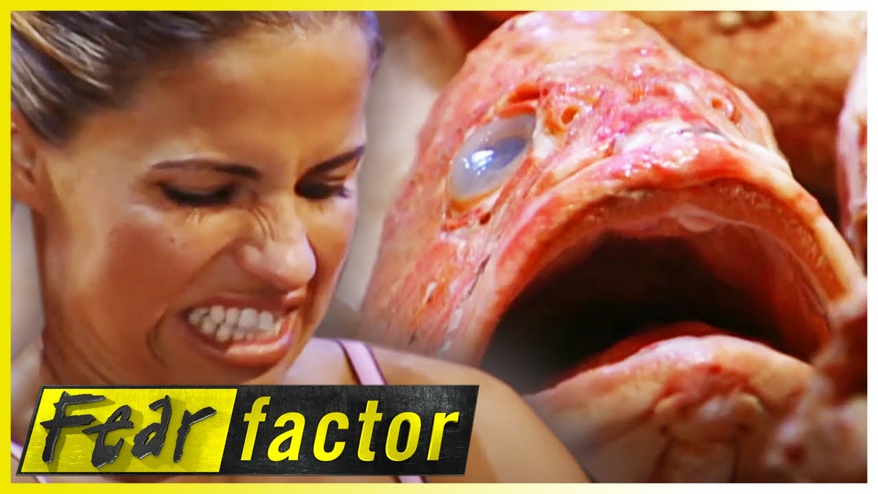 Stage Coach Drag & Fish Dinner 🐟 | Fear Factor US S03E05