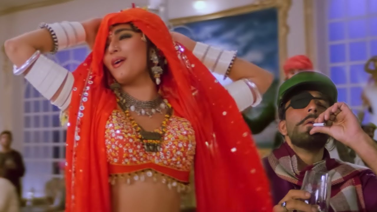 Choli Ke Peeche Kya Hai! Sanjay Dutt & Madhuri Dixit 🎶
