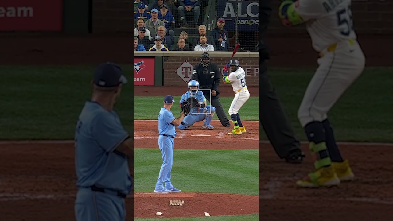 Max Scherzer Refuses To Leave The Mound, Gets The Strikeout 😤