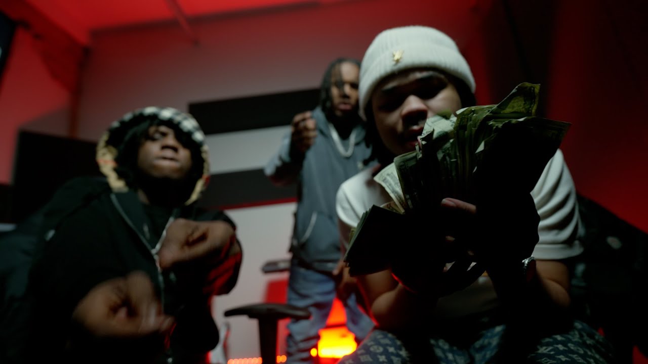 Bloodhound Q50 - Bloody Mary Official Video 🎶