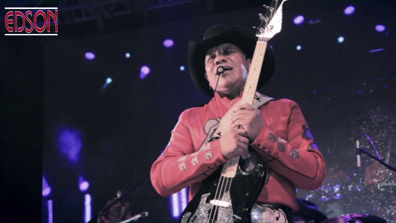 Bronco Llorando Bajo la Lluvia: La Historia de un Corazón Duro y Lágrimas Ácidas 😢