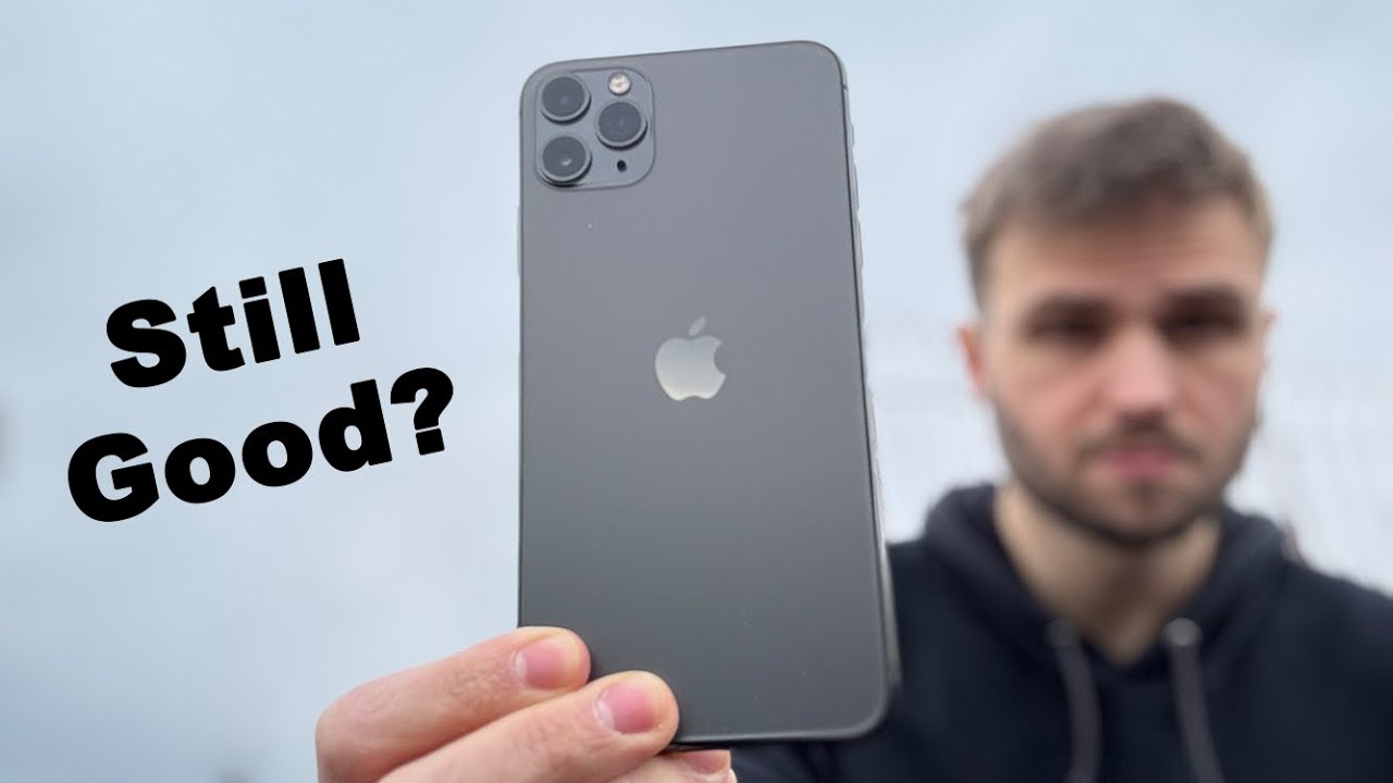iPhone 11 Pro Max in 2025: Day in the Life Review