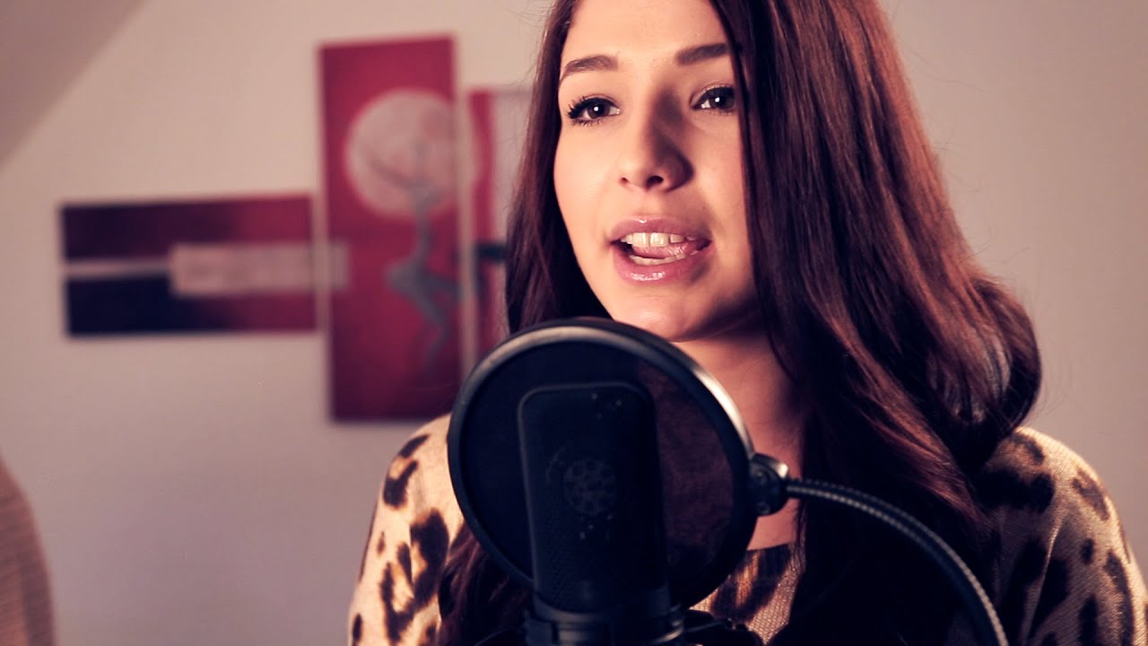 All About That Bass Cover by Nicole Cross 🎶